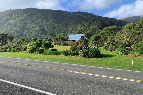 Photo of property in 2 Golden Sands Road, Barrytown, Runanga, 7873