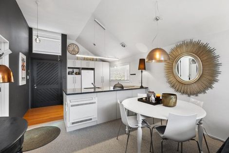 Photo of property in 3/93 Aikmans Road, Merivale, Christchurch, 8014