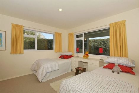 Photo of property in 1a Gill Road, Lowry Bay, Lower Hutt, 5013