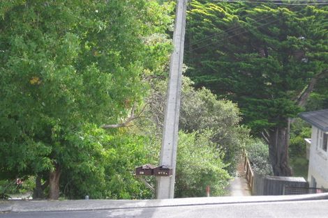 Photo of property in 1/970 Beach Road, Torbay, Auckland, 0630