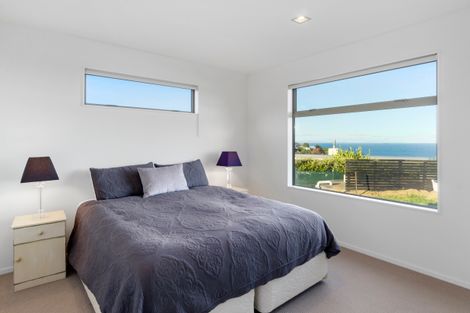 Photo of property in 22 Wonderview Road, Leigh, 0985