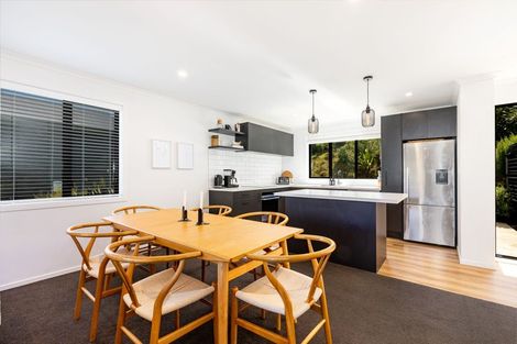 Photo of property in 7 Holystone Road, Whitby, Porirua, 5024