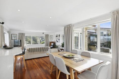 Photo of property in 9 Imran Terrace, Khandallah, Wellington, 6035