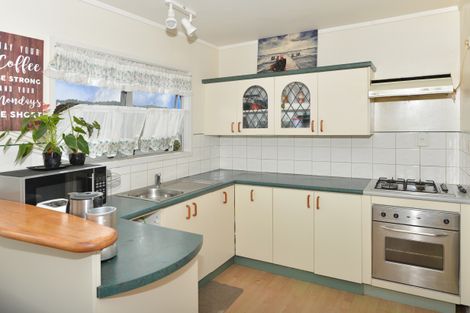 Photo of property in 58 Hilltop Avenue, Morningside, Whangarei, 0110