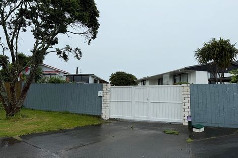 Photo of property in 14 Justamere Place, Weymouth, Auckland, 2103