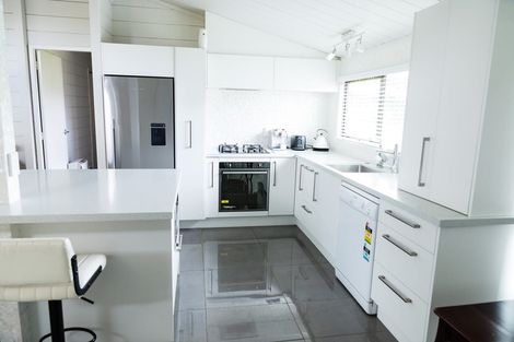 Photo of property in 19 Pyatt Crescent, Saint Johns, Auckland, 1072