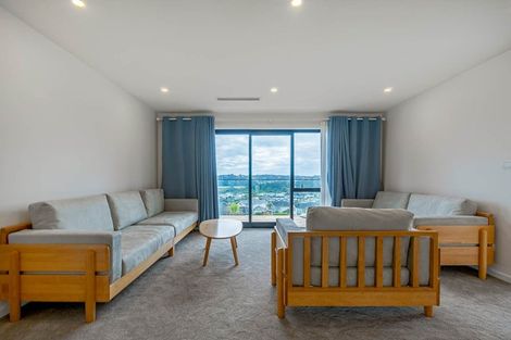 Photo of property in 2 Anehu Place, Greenhithe, Auckland, 0632