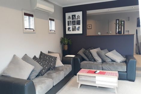 Photo of property in 33 Wingate Street, Redwood, Christchurch, 8051