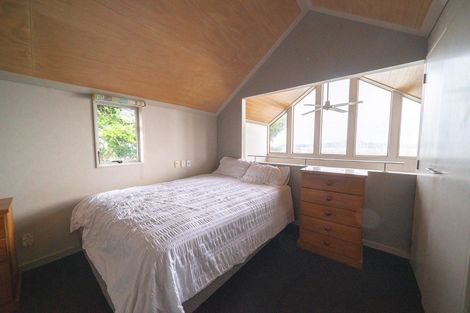 Photo of property in 41a Quadrant Road, Onehunga, Auckland, 1061
