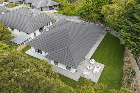 Photo of property in 38 Mooring Close, Whitby, Porirua, 5024