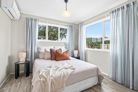 Photo of property in 3 The Southern Isle, Omaha, 0986