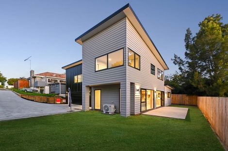 Photo of property in 30a Alison Street, Hamilton Lake, Hamilton, 3204