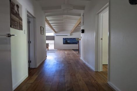 Photo of property in 61 Seddon Crescent, Whataupoko, Gisborne, 4010