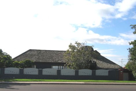 Photo of property in 58 Balmain Road, Chatswood, Auckland, 0626