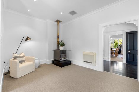 Photo of property in 100 Winchester Street, Merivale, Christchurch, 8014