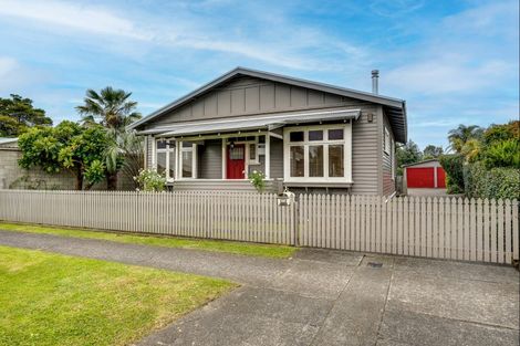 Photo of property in 11 Vigor Brown Street, Napier South, Napier, 4110