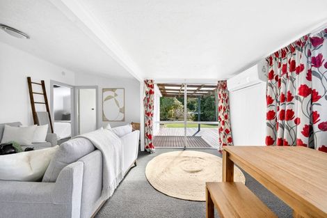 Photo of property in 1 Kempton Street, Greytown, 5712