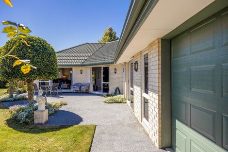 Photo of property in 18 Elm Drive, Rangiora, 7400