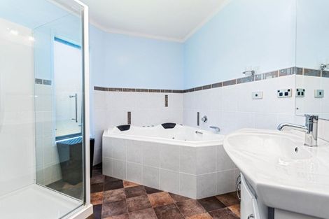 Photo of property in 395 Apotu Road, Kauri, Kamo, 0185