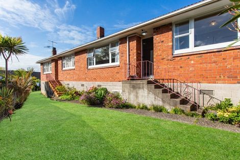 Photo of property in 2/108 Saint Johns Road, Saint Johns, Auckland, 1072