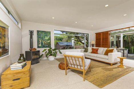 Photo of property in 2/305 Lake Road, Hauraki, Auckland, 0622