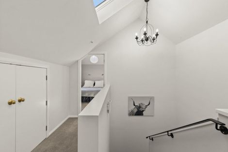 Photo of property in 65 Hikanui Drive, Havelock North, 4130