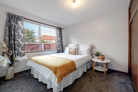 Photo of property in 1/18 Heaphy Place, Casebrook, Christchurch, 8051