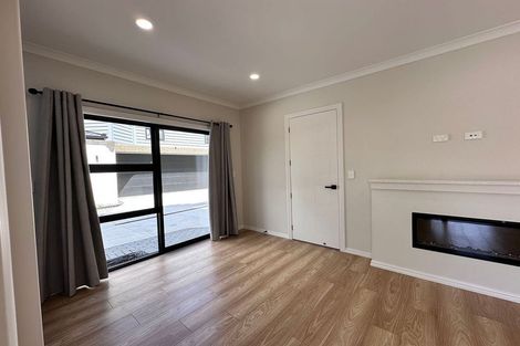 Photo of property in 17a Artesia Close, Shamrock Park, Auckland, 2016