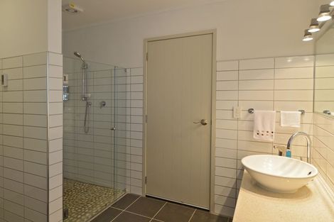 Photo of property in 27 Key West Drive, One Tree Point, 0118