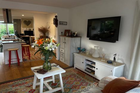 Photo of property in 2/57a Beachville Road, Redcliffs, Christchurch, 8081