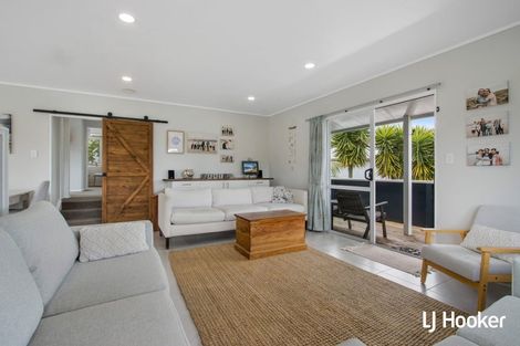 Photo of property in 128 Athenree Road, Athenree, Katikati, 3177