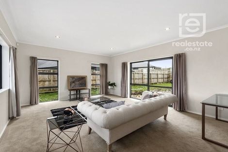 Photo of property in 8 Northbrook Glen, Flagstaff, Hamilton, 3210