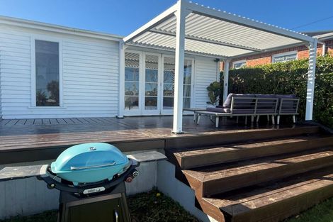 Photo of property in 3 Knight Avenue, Mount Albert, Auckland, 1025