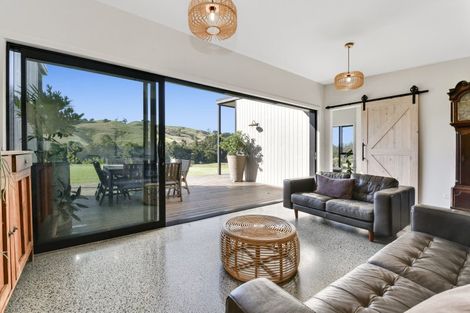 Photo of property in 313 Pukapuka Road, Pohuehue, Warkworth, 0983