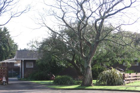 Photo of property in 11 Otira Place, Awapuni, Palmerston North, 4412