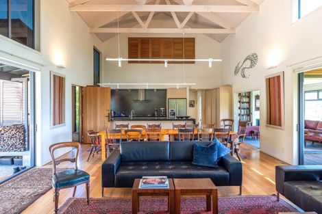 Photo of property in 122 Delamore Drive, Oneroa, Waiheke Island, 1081