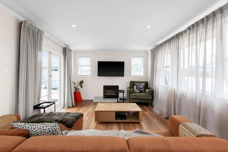 Photo of property in 6 Corbett Place, Onekawa, Napier, 4110