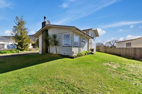 Photo of property in 17 Homedale Street, Pukehangi, Rotorua, 3015