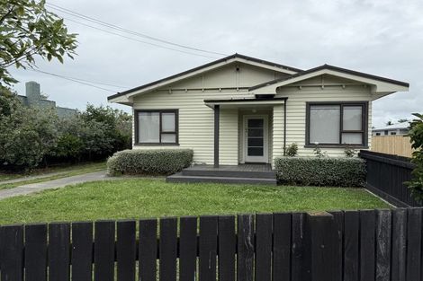 Photo of property in 97 Avondale Road, Greenmeadows, Napier, 4112