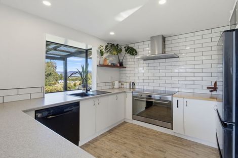 Photo of property in 346 Old Coach Road, Upper Moutere, 7173