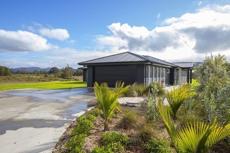 Photo of property in 68d Jack Boyd Drive, Mangawhai Heads, Mangawhai, 0573