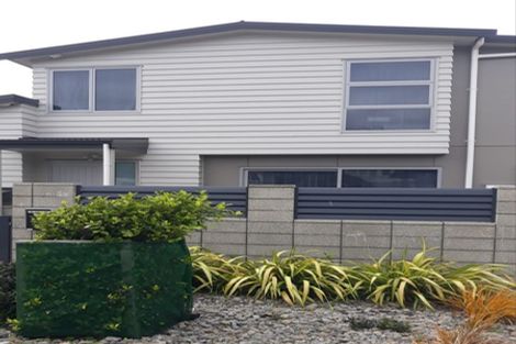 Photo of property in 2/113 Moorefield Road, Johnsonville, Wellington, 6037