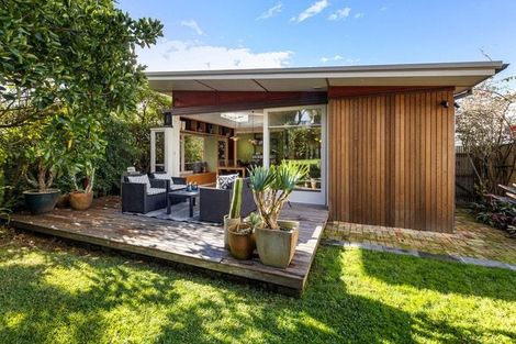 Photo of property in 26 Beaconsfield Street, Grey Lynn, Auckland, 1021