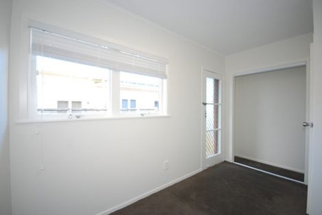 Photo of property in 1/40 Tawhiri Road, One Tree Hill, Auckland, 1061