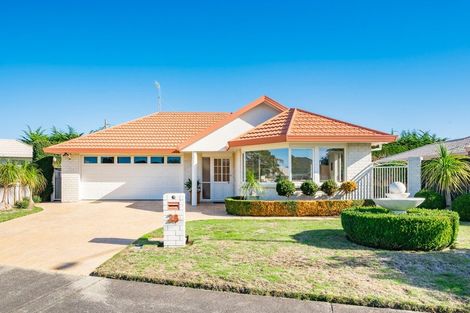 Photo of property in 28 Beach Haven Place, Paraparaumu Beach, Paraparaumu, 5032