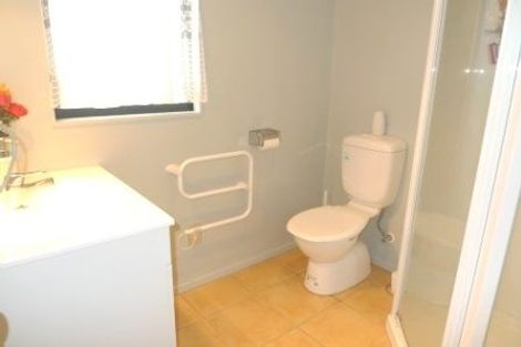 Photo of property in 80 Erlestoke Crescent, Churton Park, Wellington, 6037