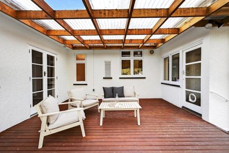 Photo of property in 48 Manapouri Crescent, Hokowhitu, Palmerston North, 4410