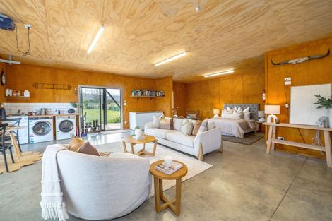 Photo of property in 50 Flax Cutter Lane, Woodside, Greytown, 5794