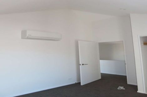 Photo of property in 6/246 Marine Parade, New Brighton, Christchurch, 8061