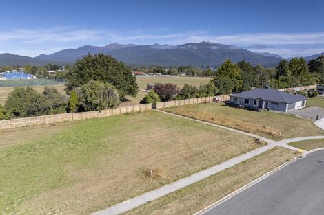 Photo of property in 63 Tukare Loop, Te Anau, 9600